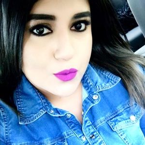 Meet your Posher, Sandra Go, go, gooo...